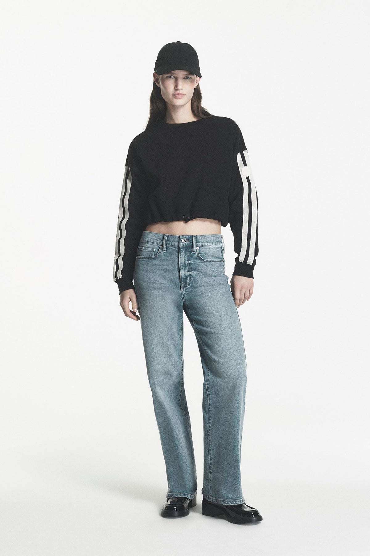 CROPPED STRIPED SWEATSHIRT