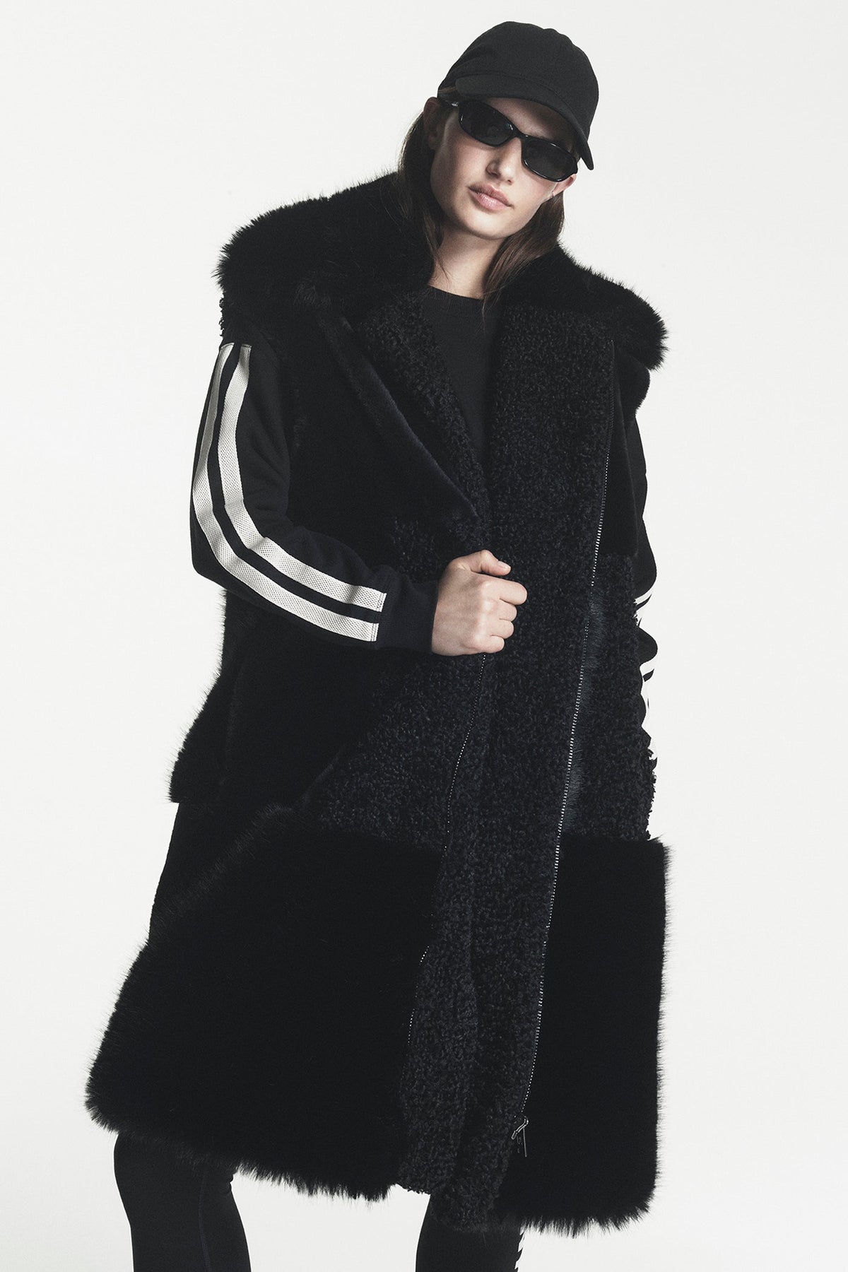 PATCH FAUX FUR LONG VEST