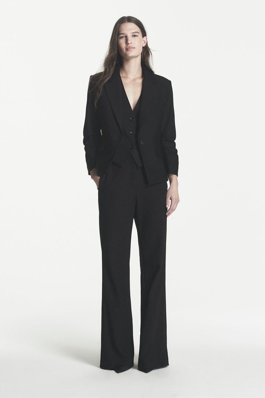 FRONT BUTTON BLAZER