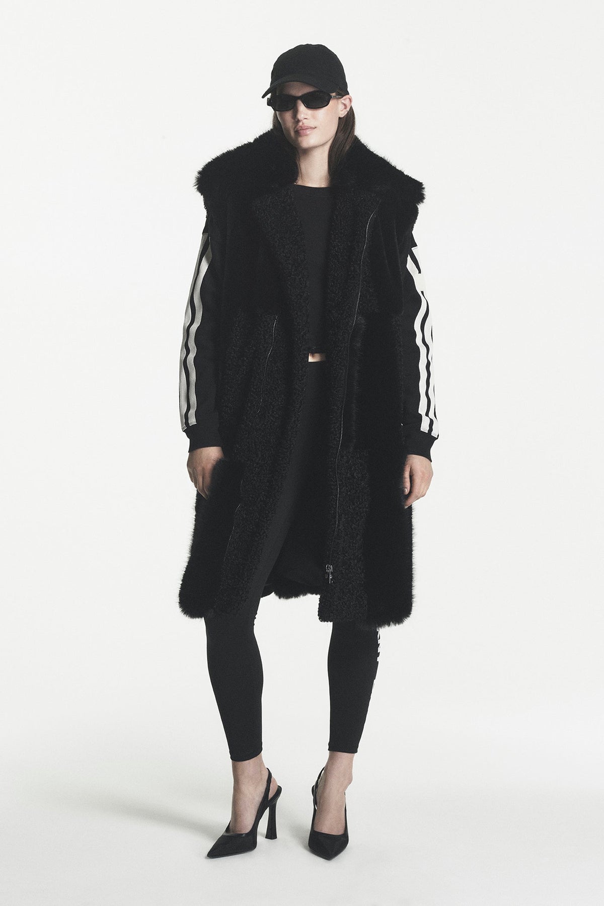 PATCH FAUX FUR LONG VEST