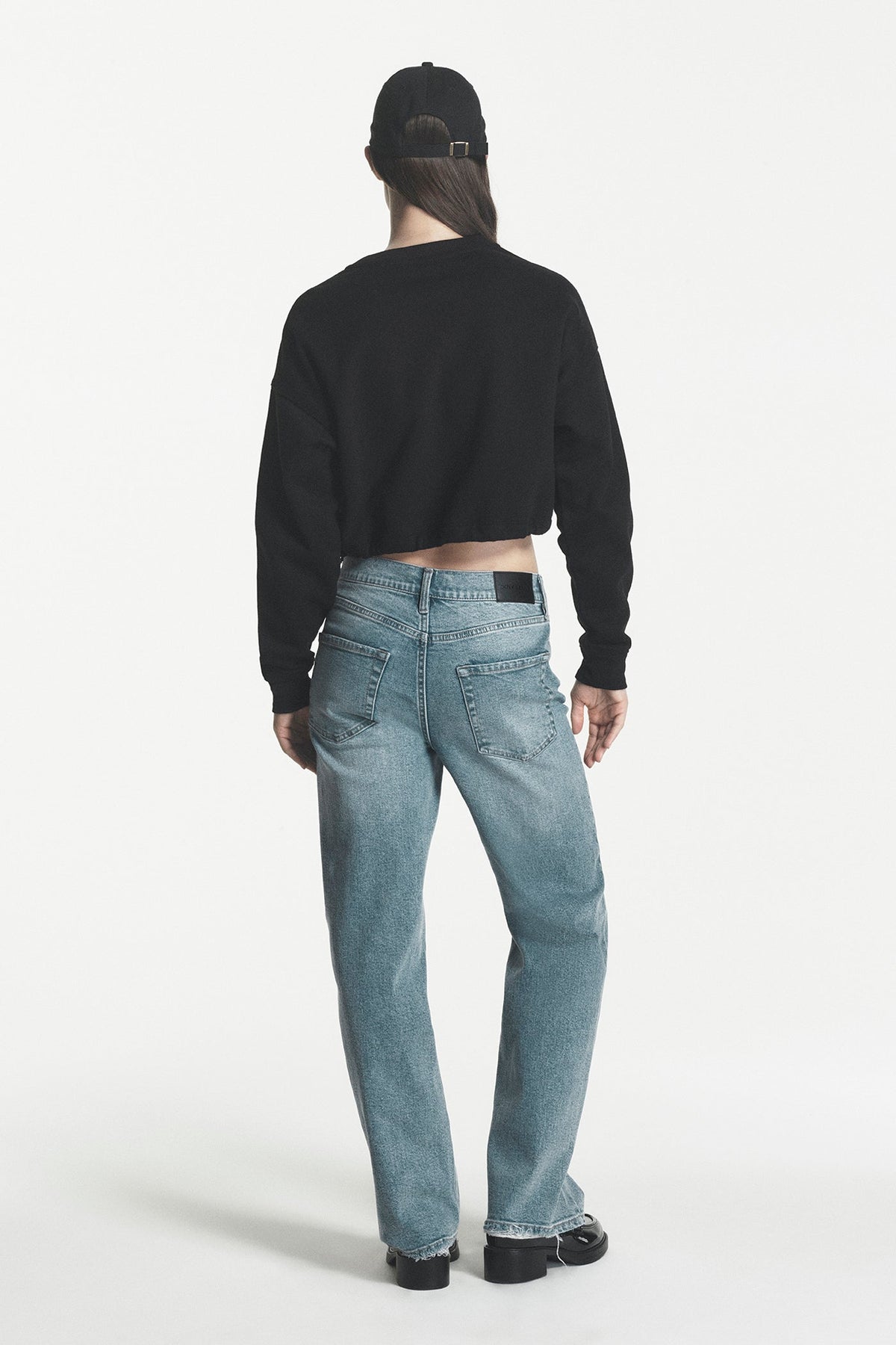 CROPPED STRIPED SWEATSHIRT
