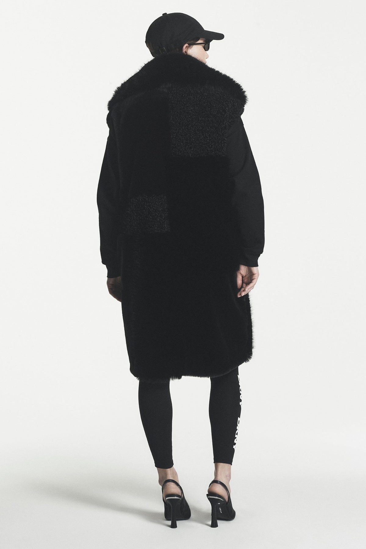 PATCH FAUX FUR LONG VEST