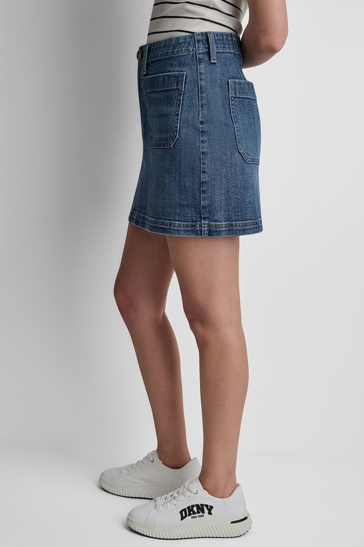 HIGH-RISE PATCH POCKET MINI SKIRT