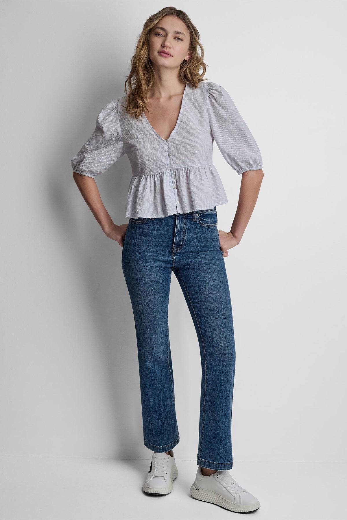 PUFF SLEEVE V-NECK SHIRT