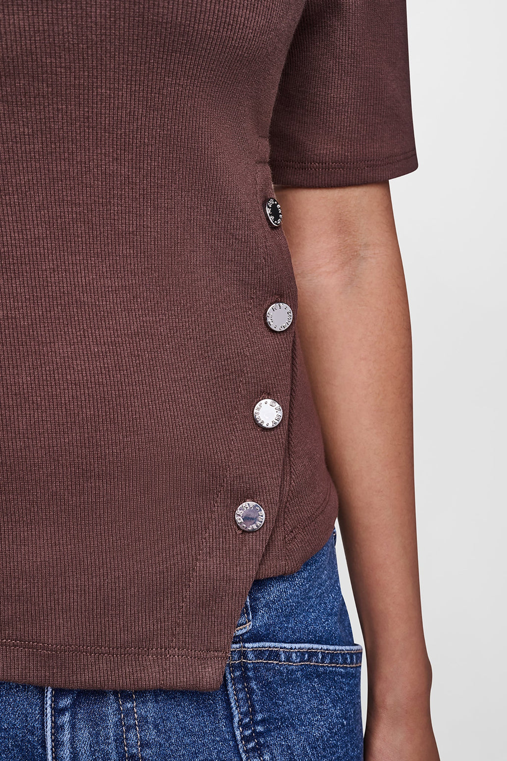 SHORT SLEEVE ASYMMETRIC TOP