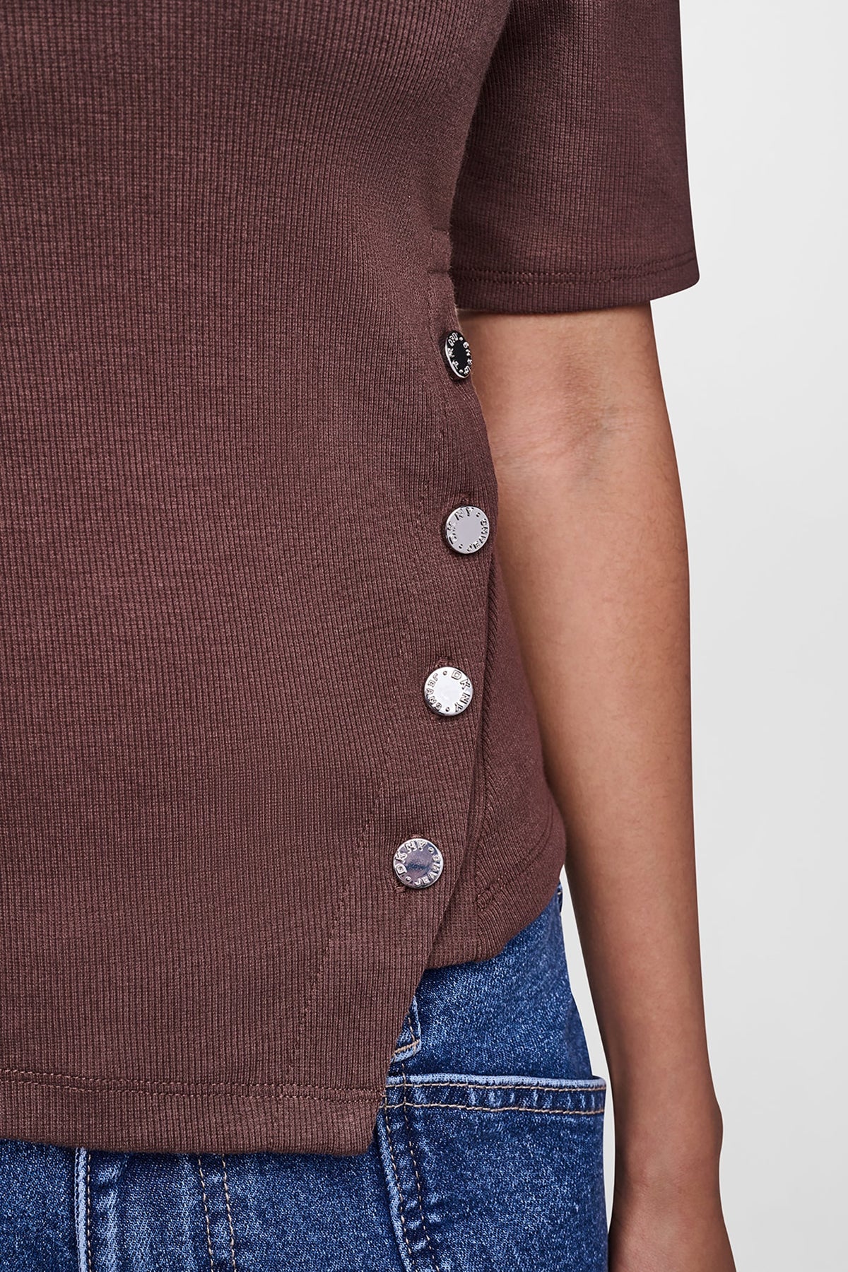 SHORT SLEEVE ASYMMETRIC TOP