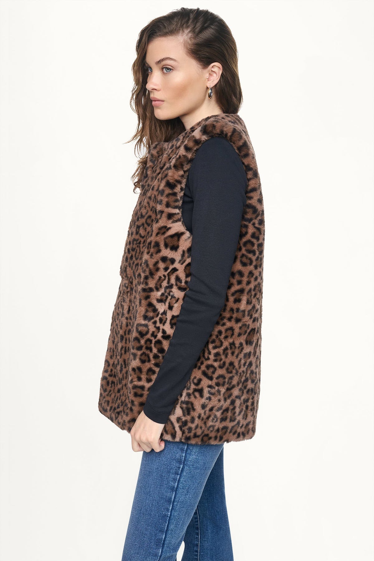 FAUX FUR COLLARLESS VEST