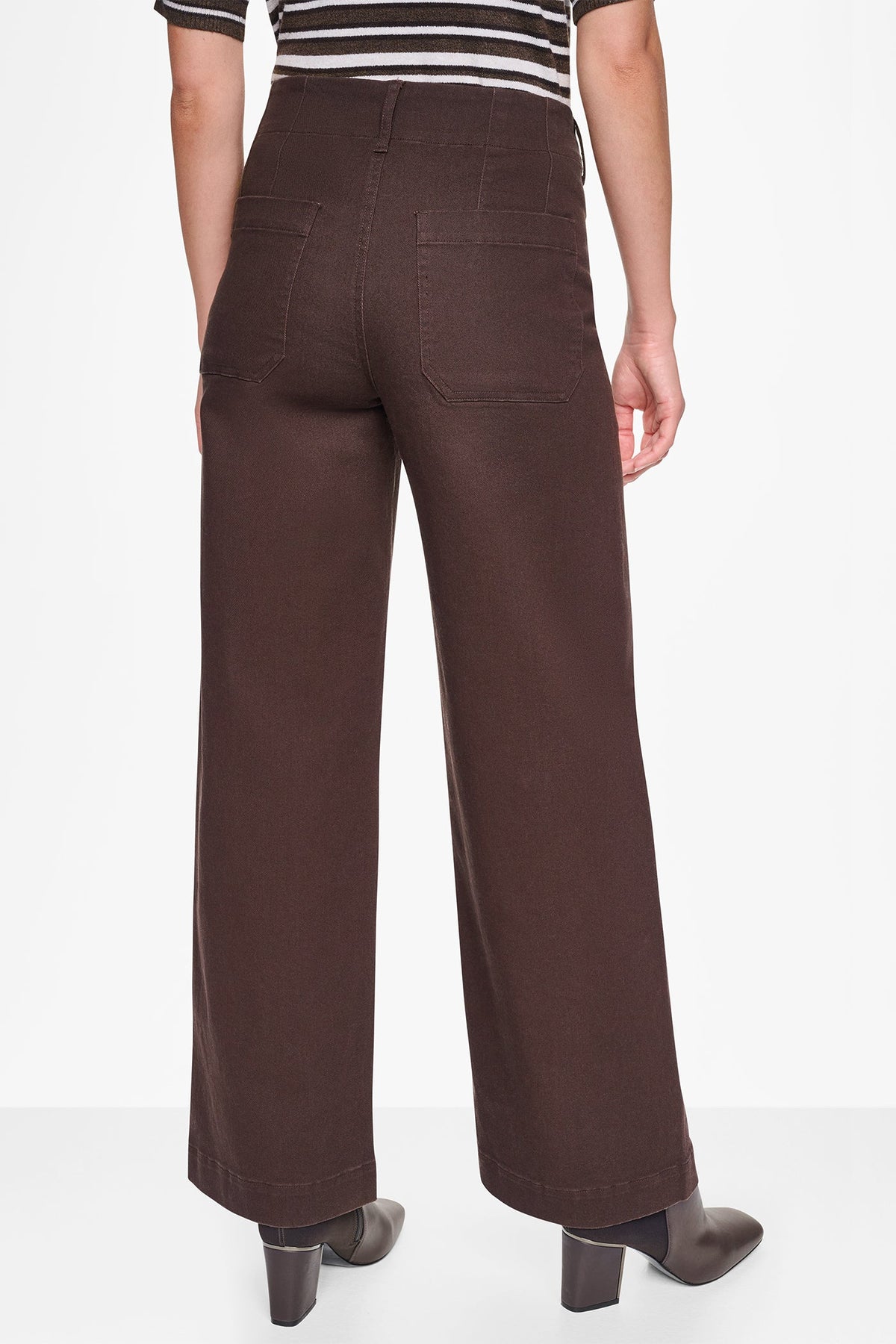 HIGH-RISE PINTUCKED WIDE-LEG JEAN