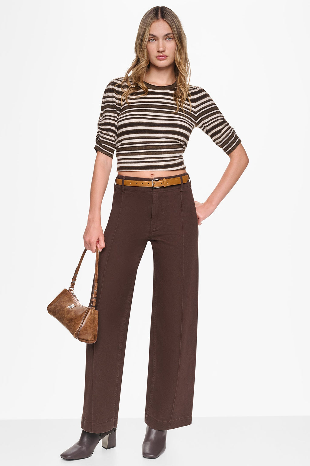 HIGH-RISE PINTUCKED WIDE-LEG JEAN