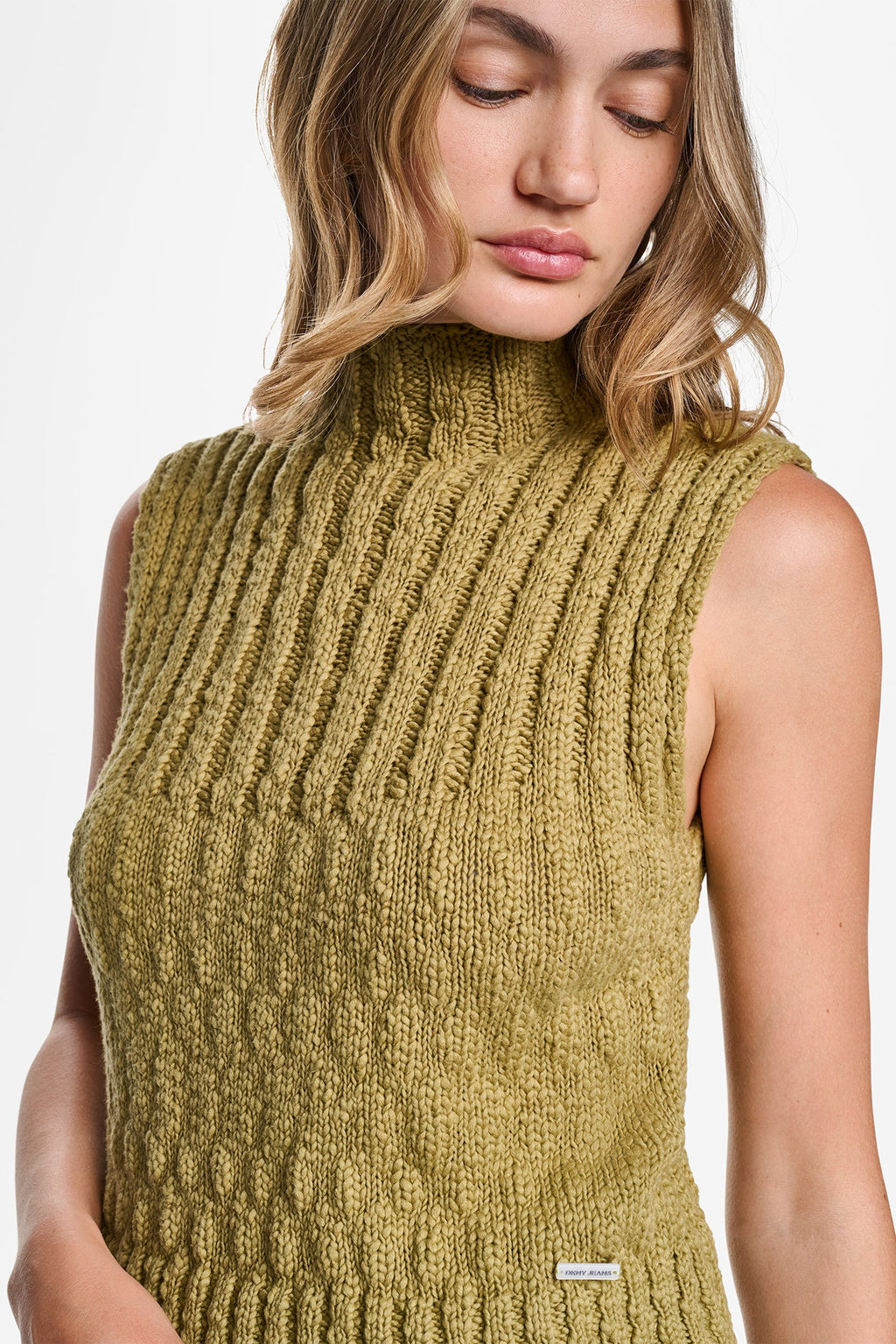 RIBBED MOCK-NECK SWEATER VEST