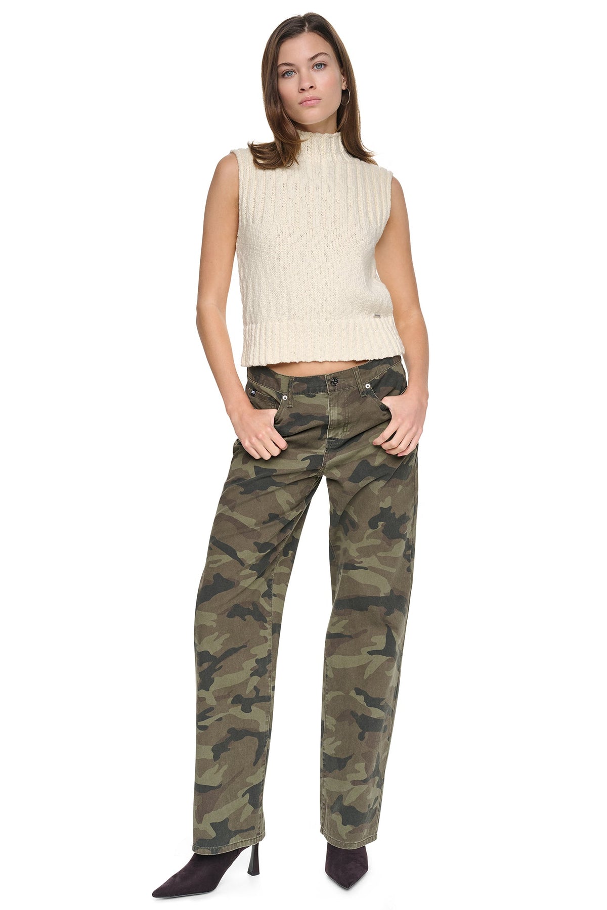 RIBBED MOCK-NECK SWEATER VEST