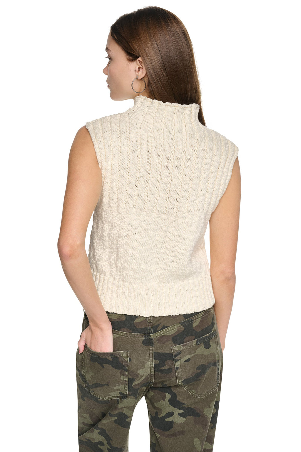 RIBBED MOCK-NECK SWEATER VEST