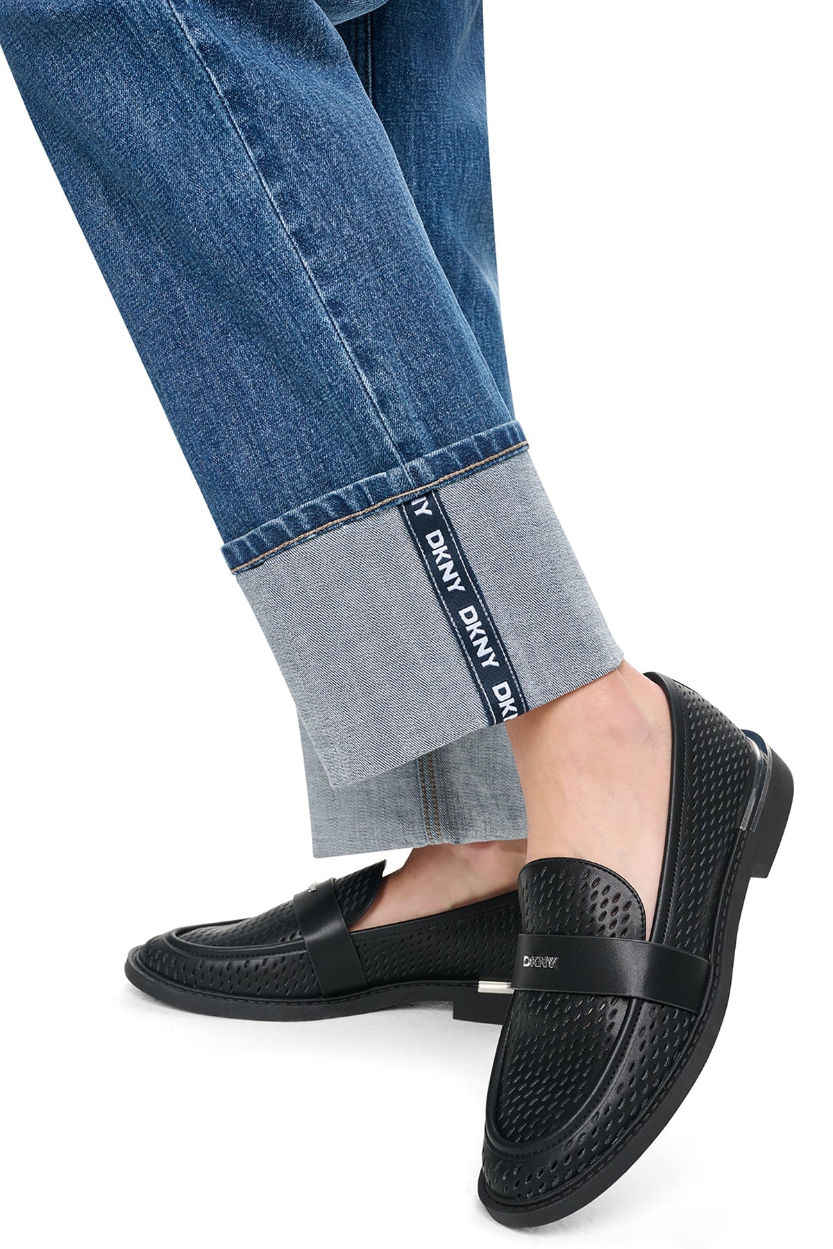 HIGH-RISE LOGO CUFF STRAIGHT LEG JEAN