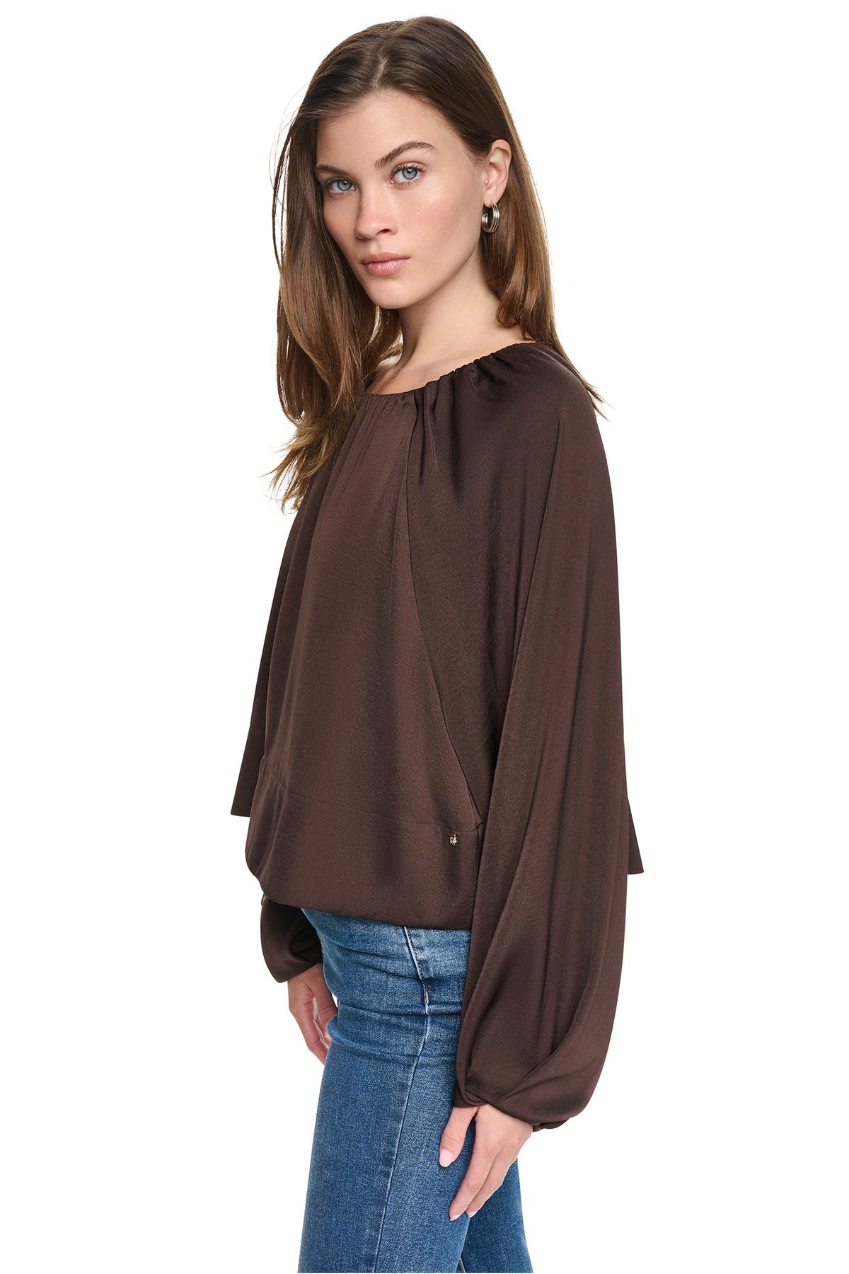 RAGLAN SLEEVE SHIRRED TOP