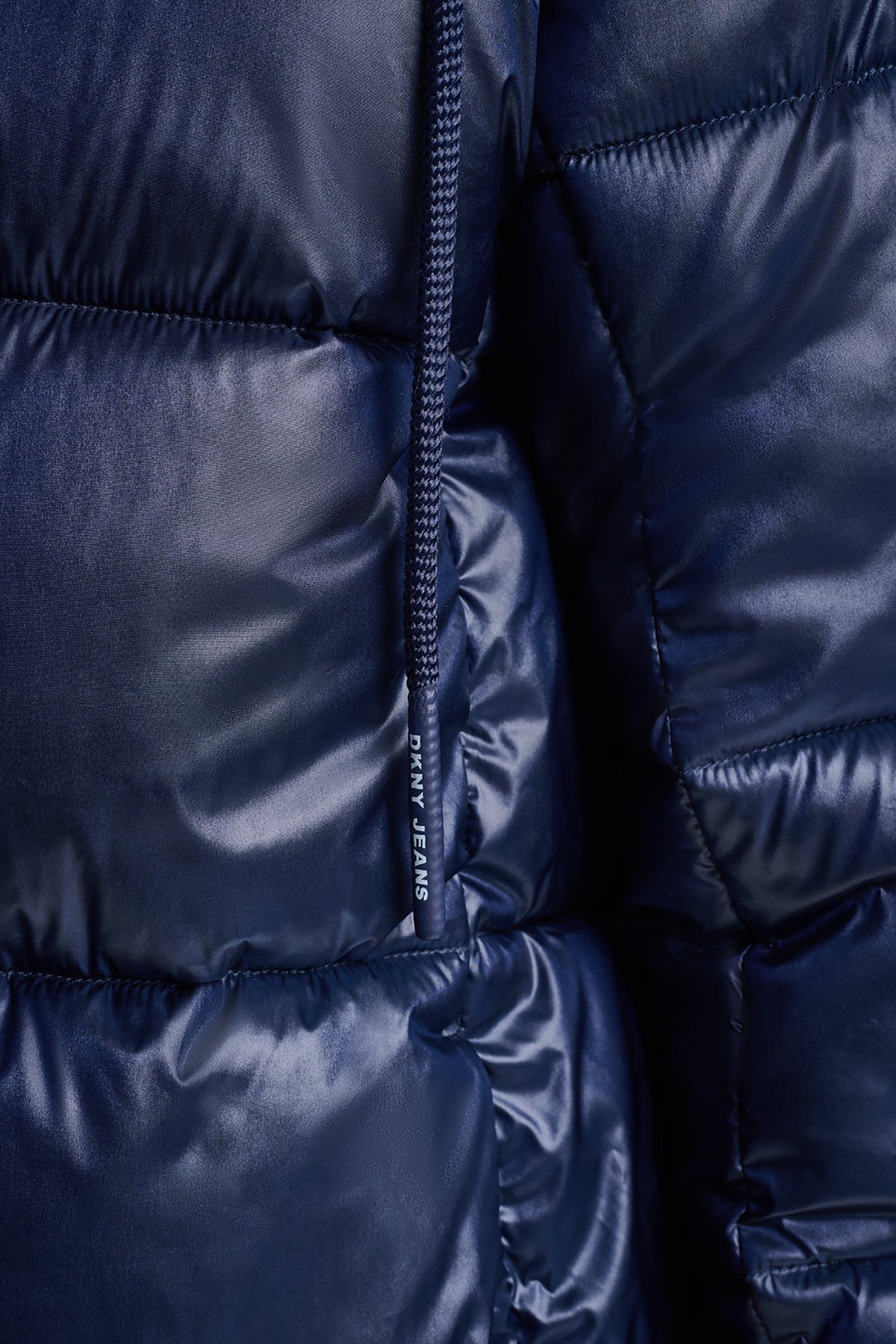 QUILTED PUFFER WITH DRAMA COLLAR