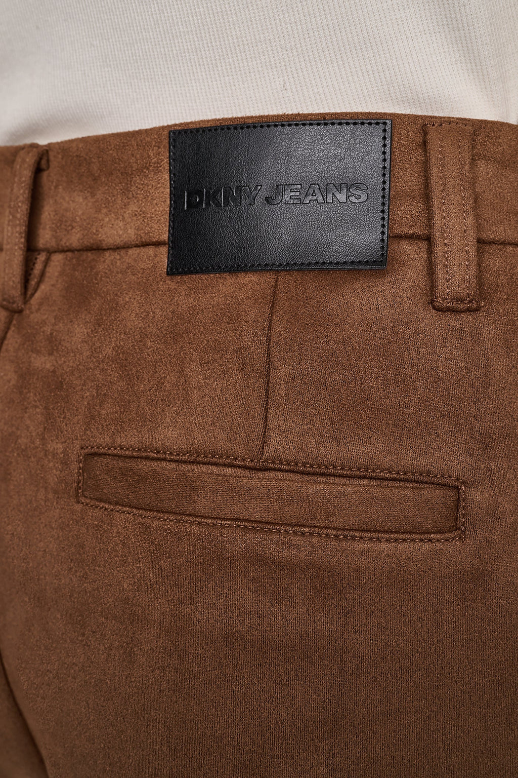 HIGH-RISE FAUX SUEDE SHORT