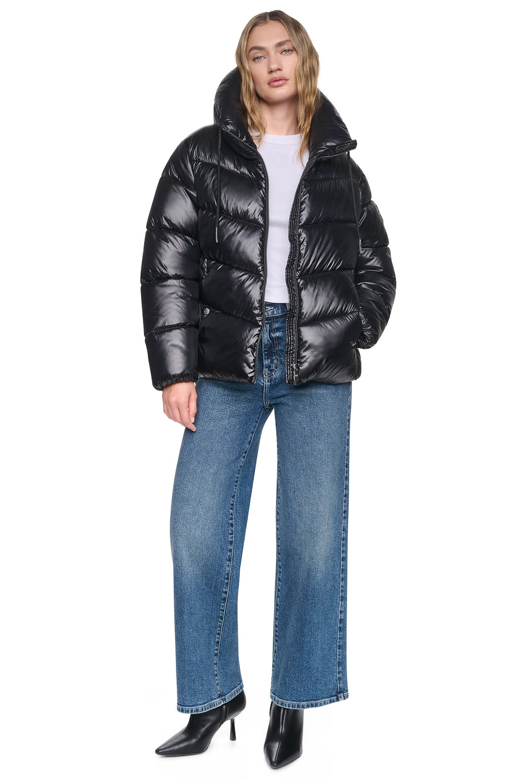 QUILTED PUFFER WITH DRAMA COLLAR