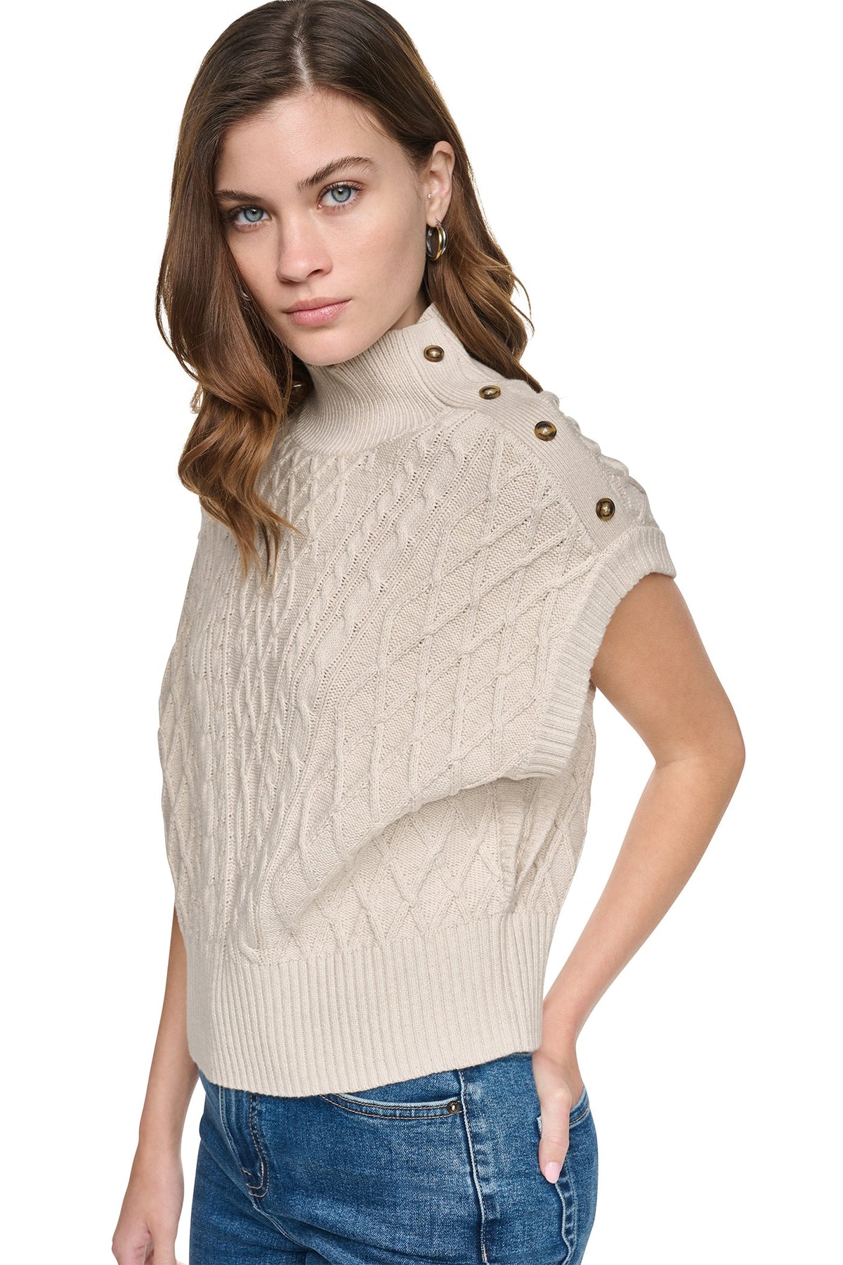 BUTTON SHOULDER CABLE SWEATER VEST