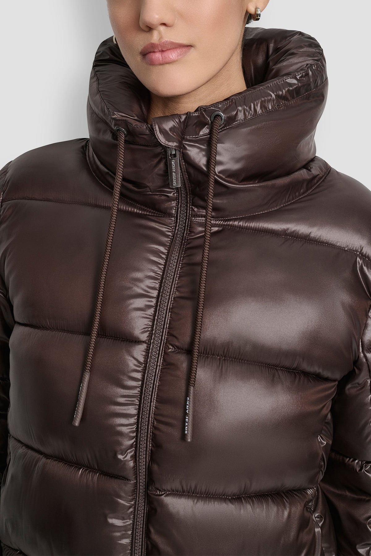 QUILTED PUFFER WITH DRAMA COLLAR
