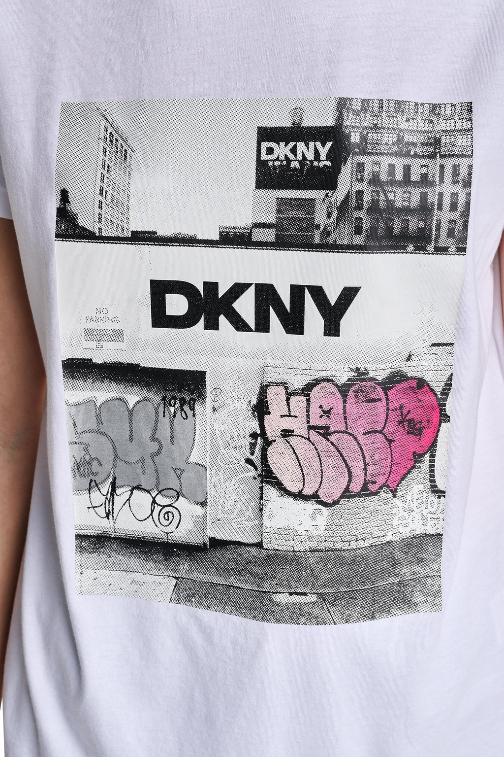 GRAFFITI PHOTO LOGO TEE