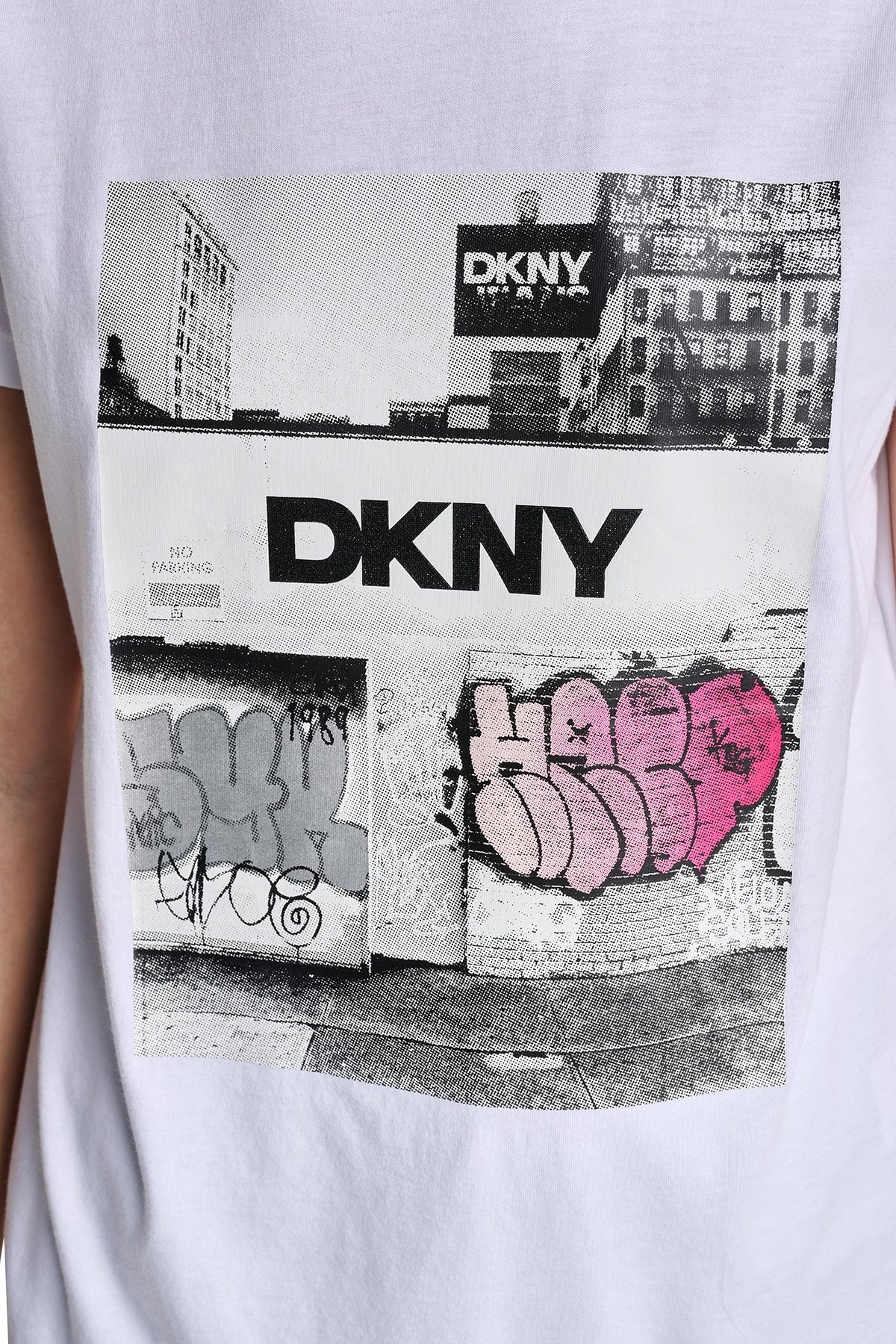 GRAFFITI PHOTO LOGO TEE