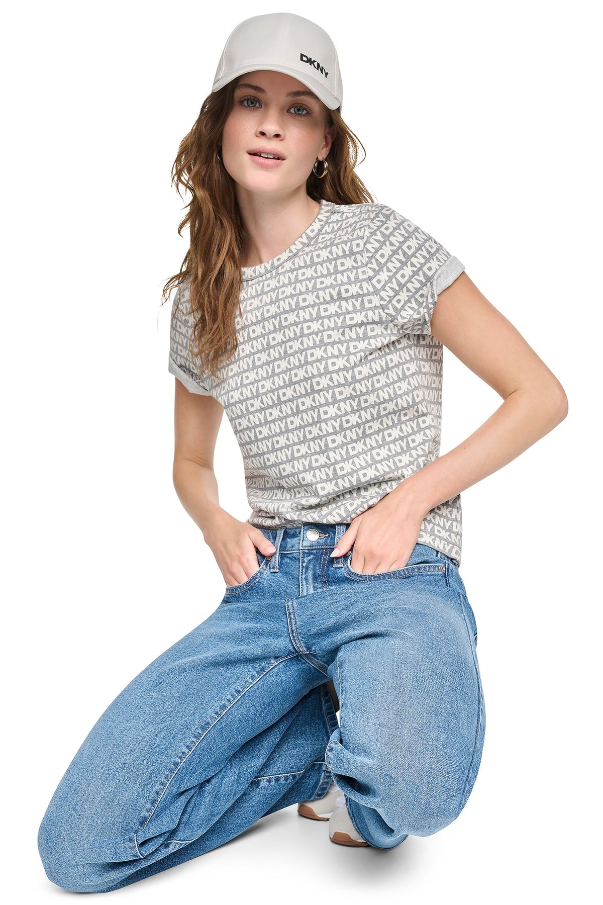 ESSENTIAL LOGO TEE