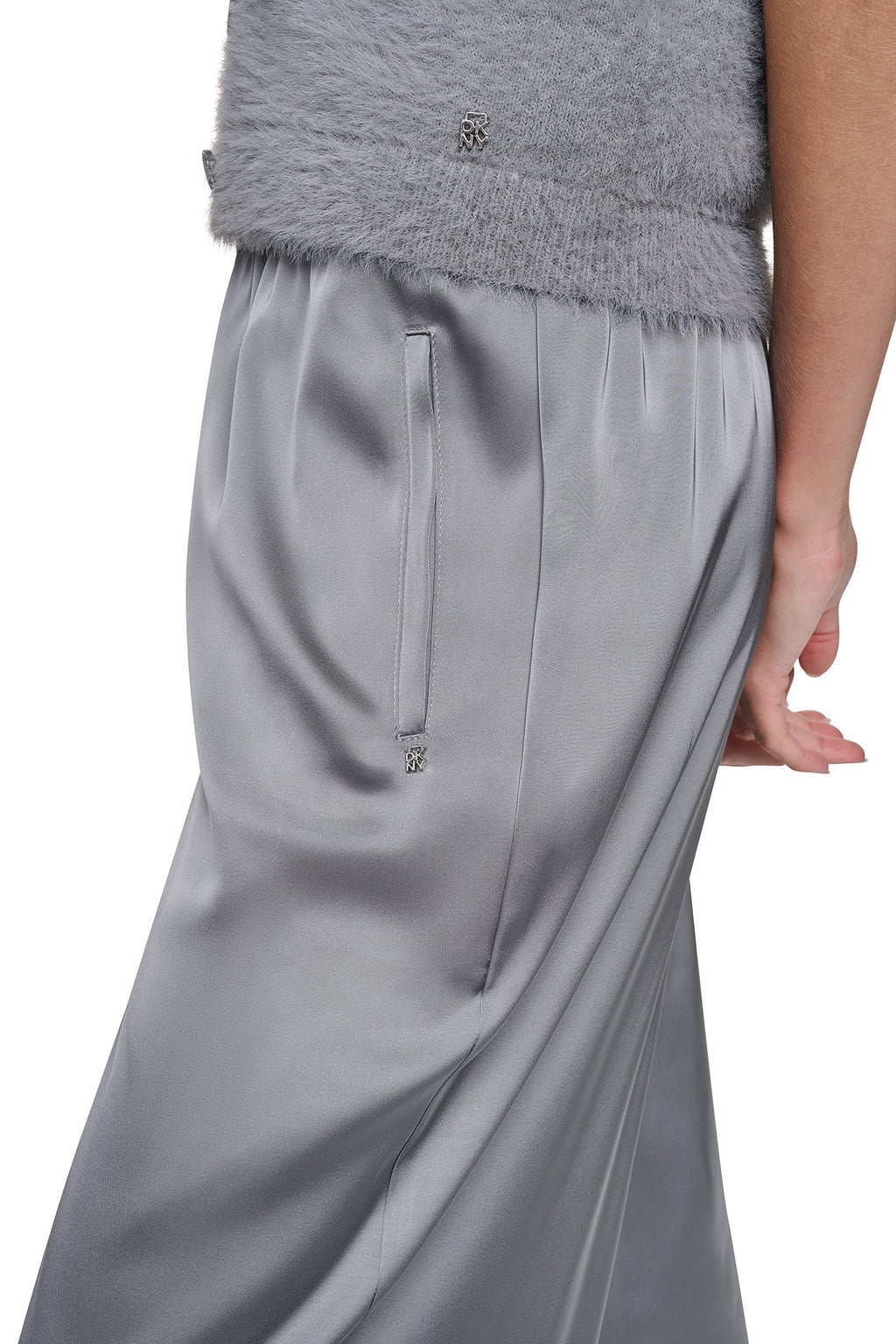 HIGH-RISE SATIN PULL-ON PANT