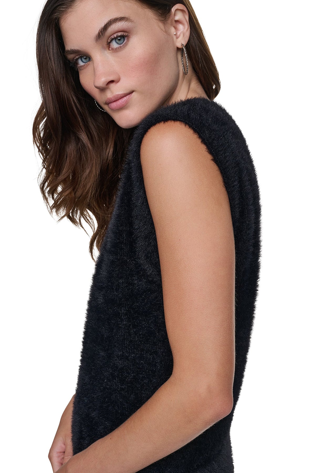 SLEEVLESS BRUSHED SWEATER VEST