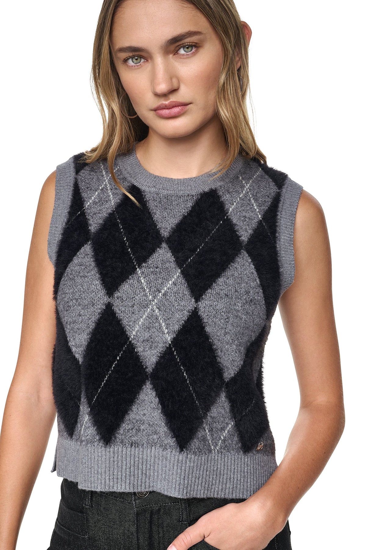 FUZZY ARGYLE SWEATER VEST