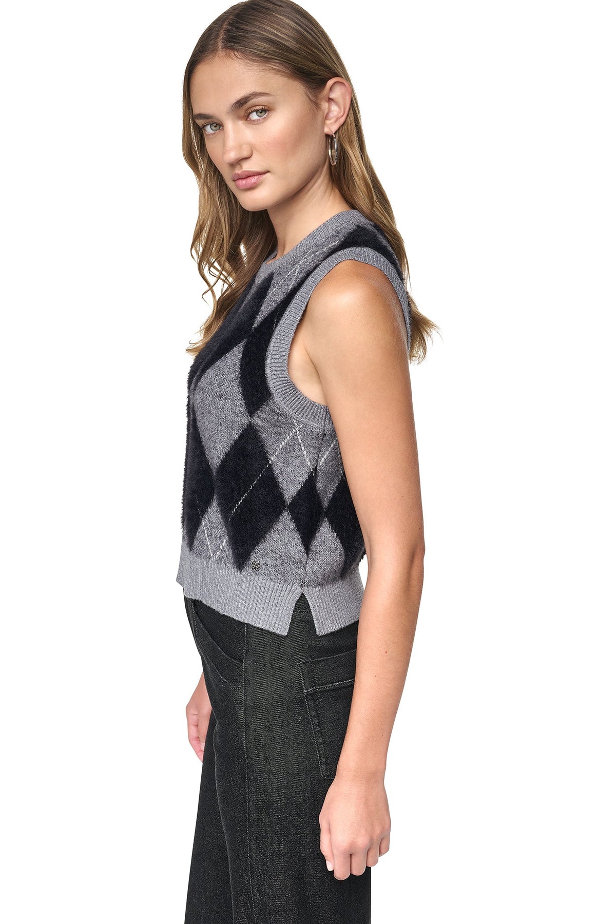 FUZZY ARGYLE SWEATER VEST