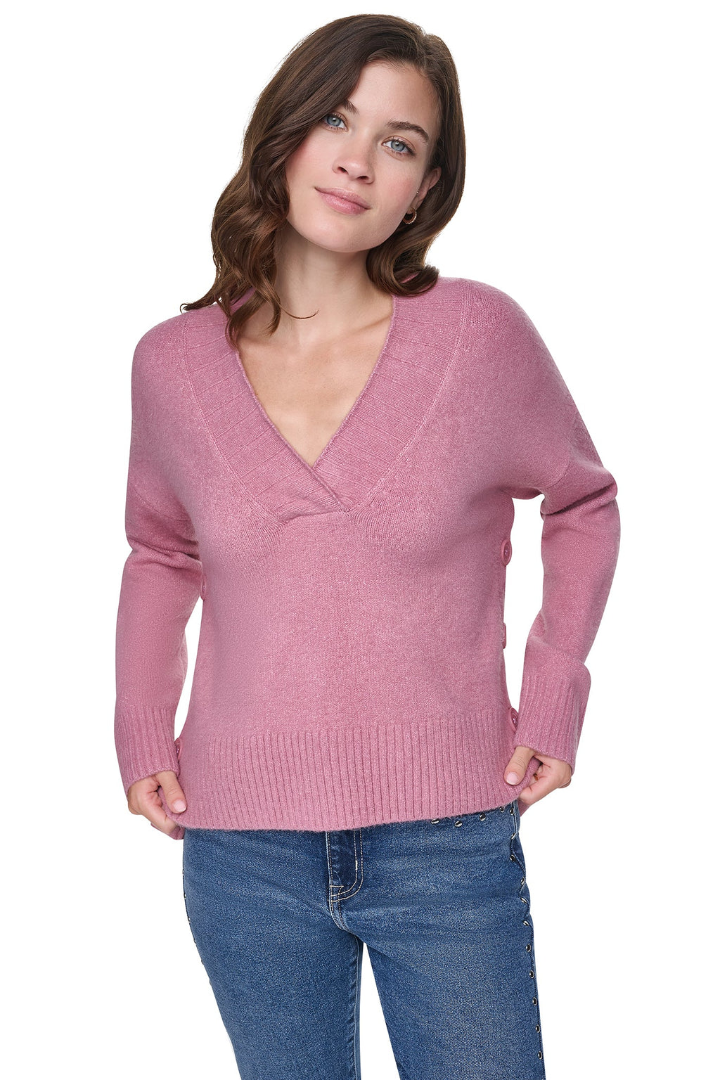 BUTTON DETAIL V-NECK SWEATER