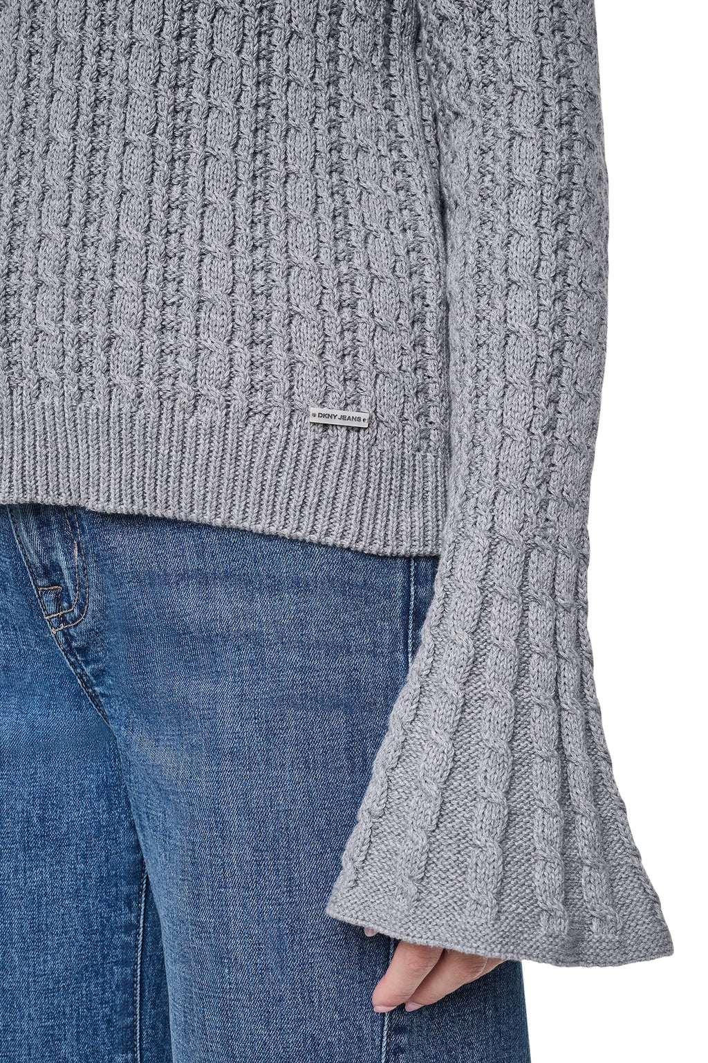 BELL CUFF CABLE SWEATER