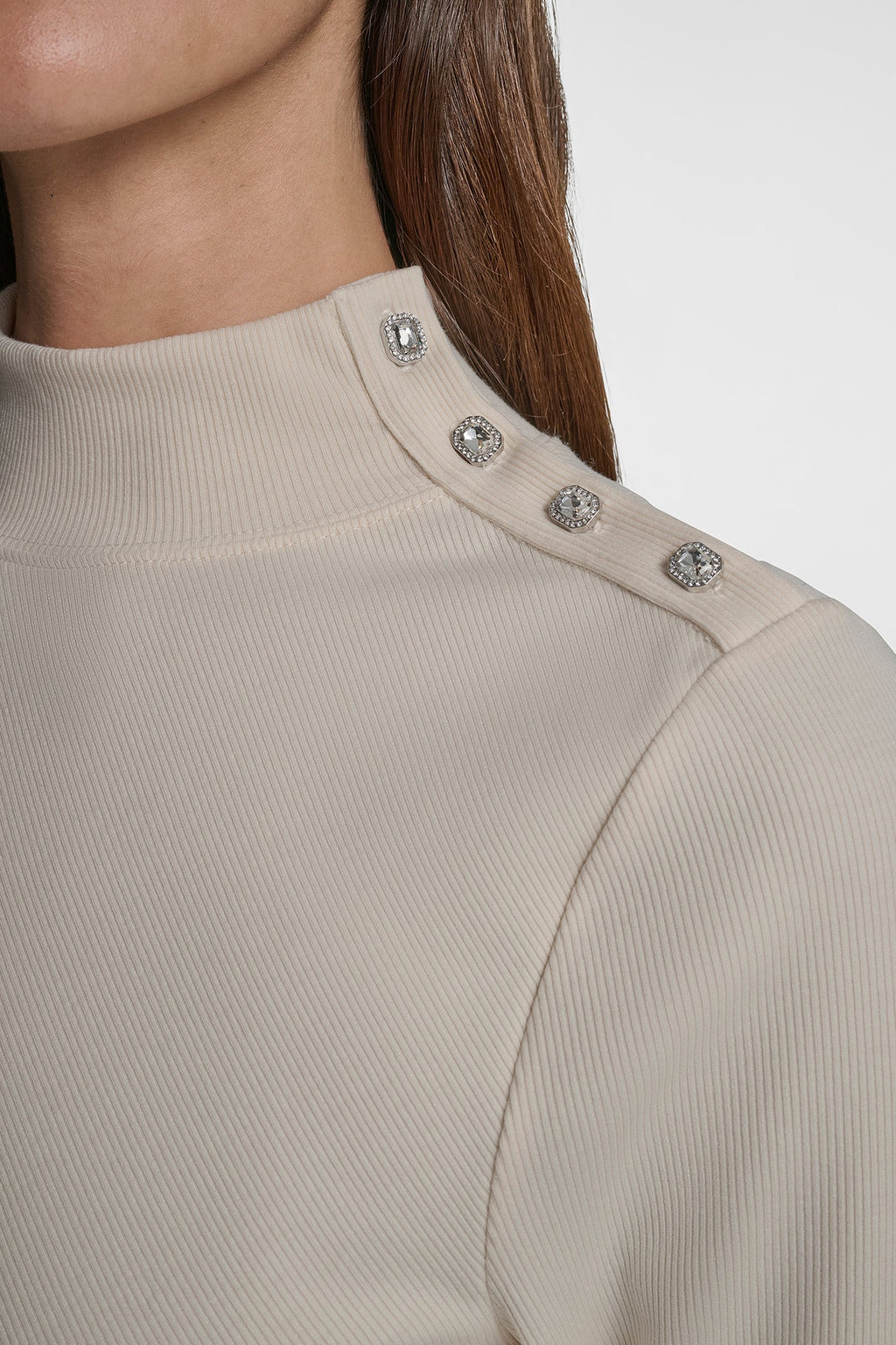 JEWEL BUTTON LONG SLEEVE TEE
