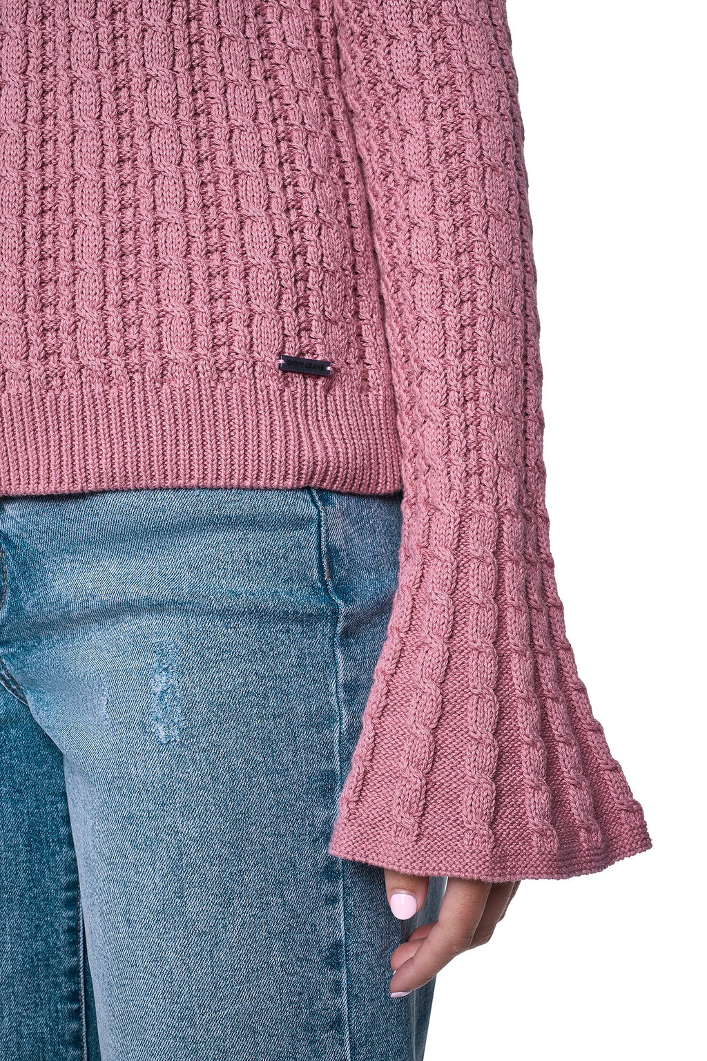 BELL CUFF CABLE SWEATER