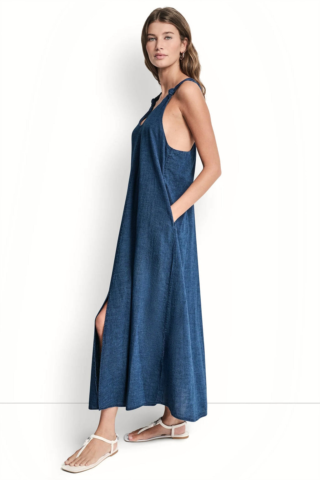 KNOTTED STRAP V-NECK MAXI DRESS