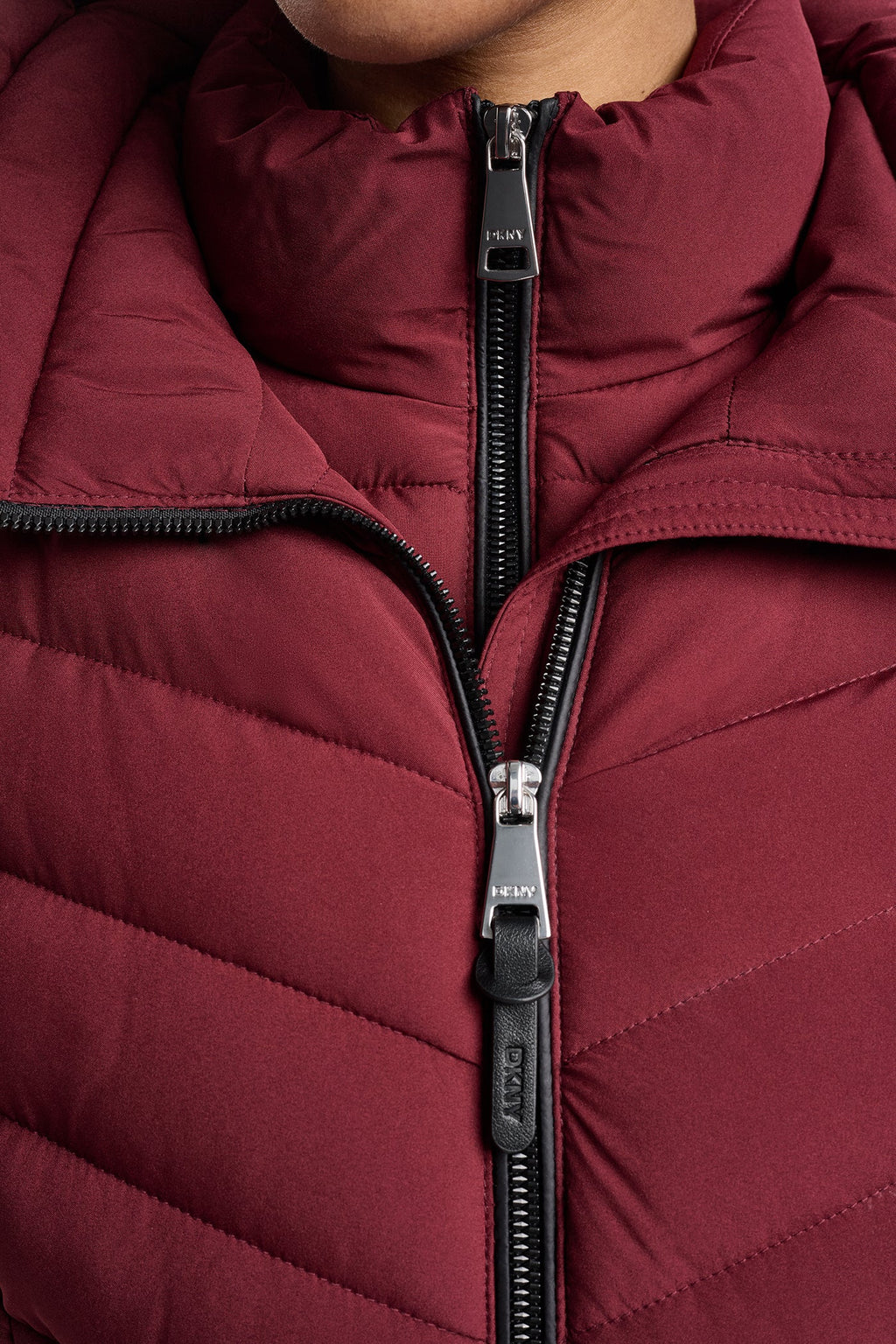 BIB FRONT HOODED PUFFER