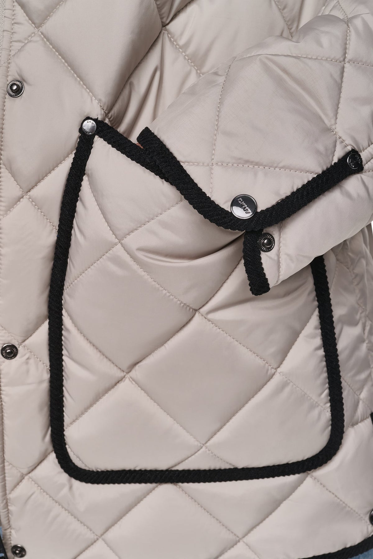 QUILTED BARN JACKET