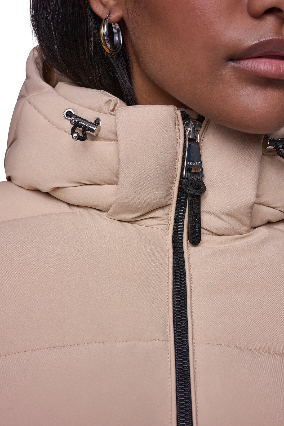 STRETCH HOODED PUFFER JACKET