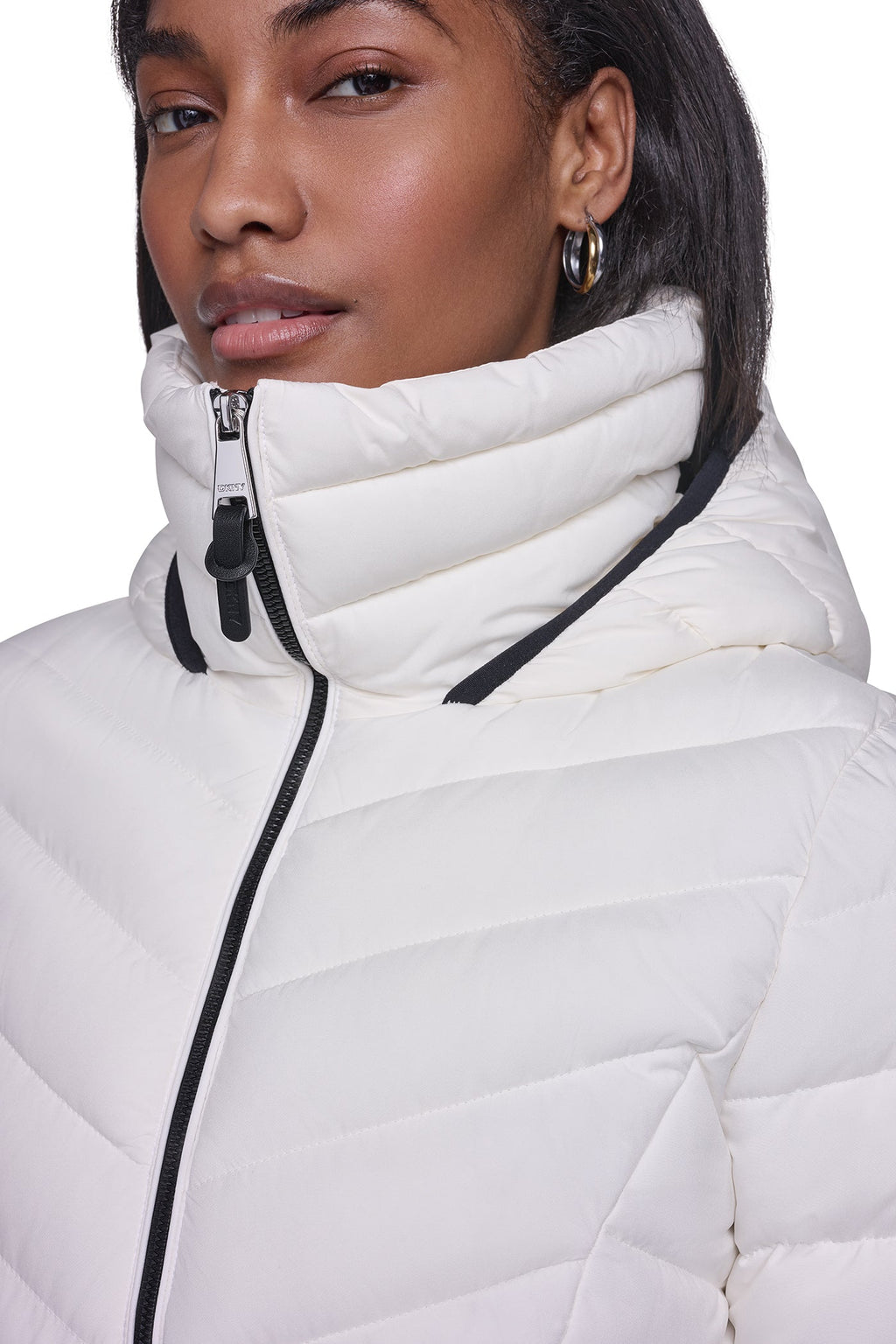 BIB FRONT HOODED PUFFER
