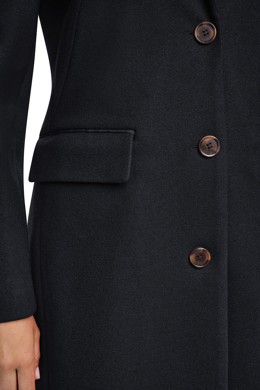 CLASSIC NOTCH COLLAR TAILORED WALKER