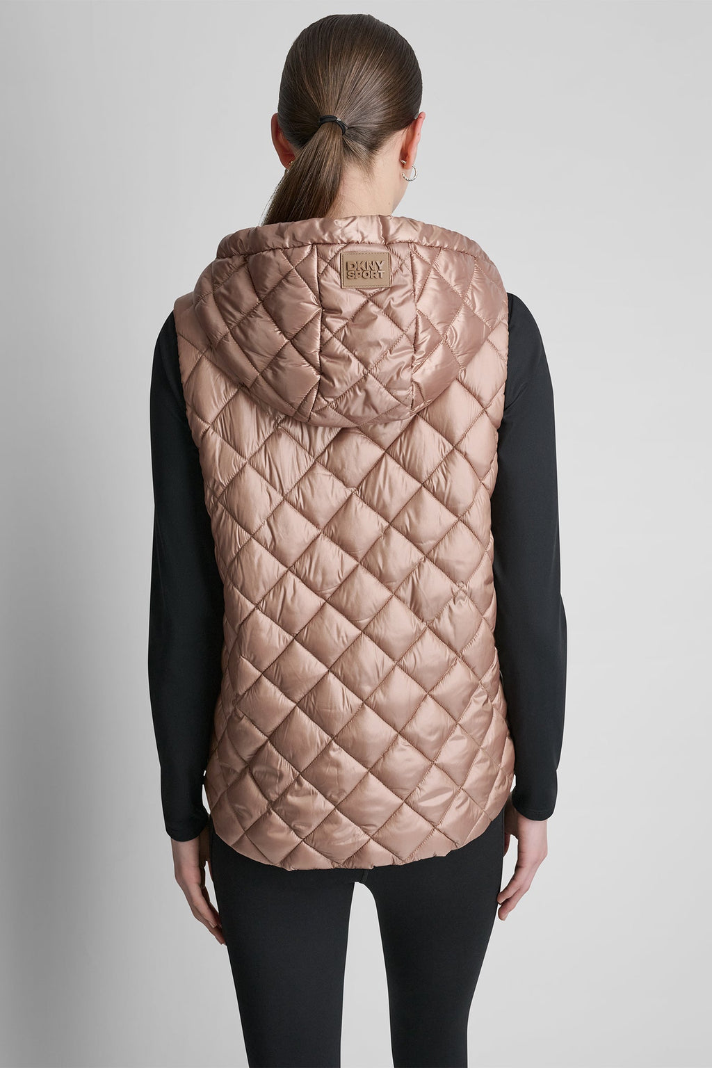 HOODED DIAMOND QUILTED VEST