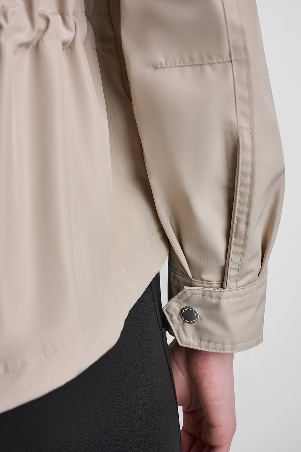 HIGH-LOW CROPPED JACKET
