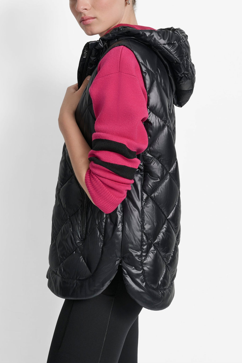 QUILTED HOODED VEST