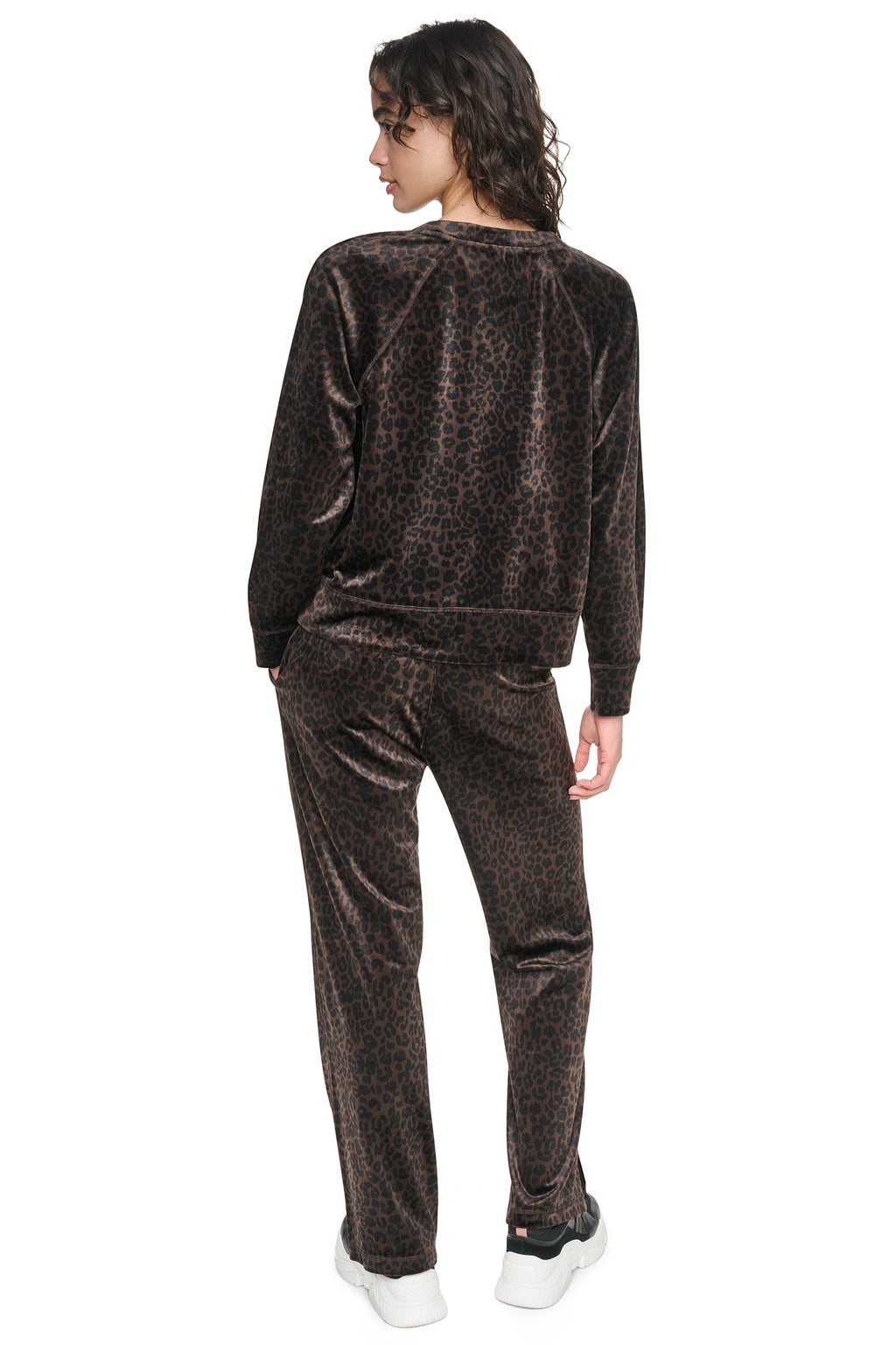 VELOUR ANIMAL PRINT PULLOVER