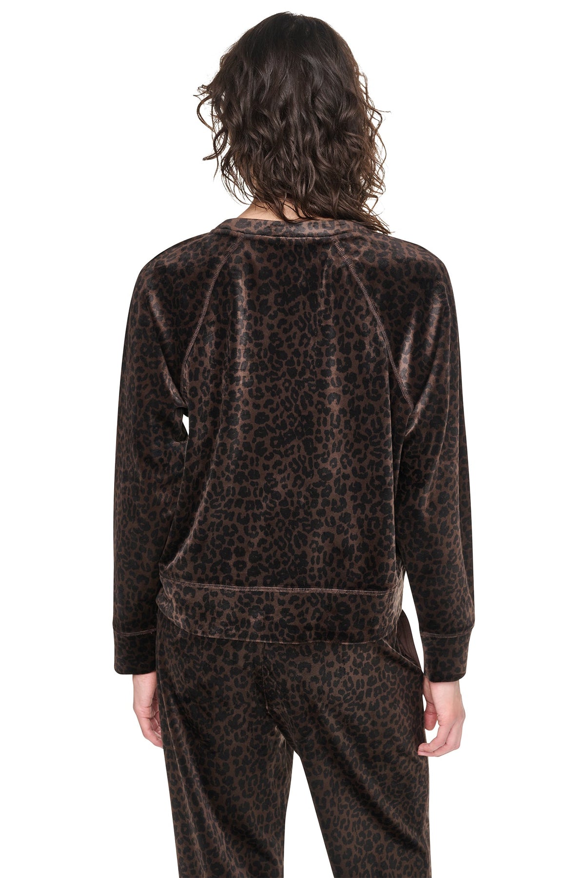 VELOUR ANIMAL PRINT PULLOVER