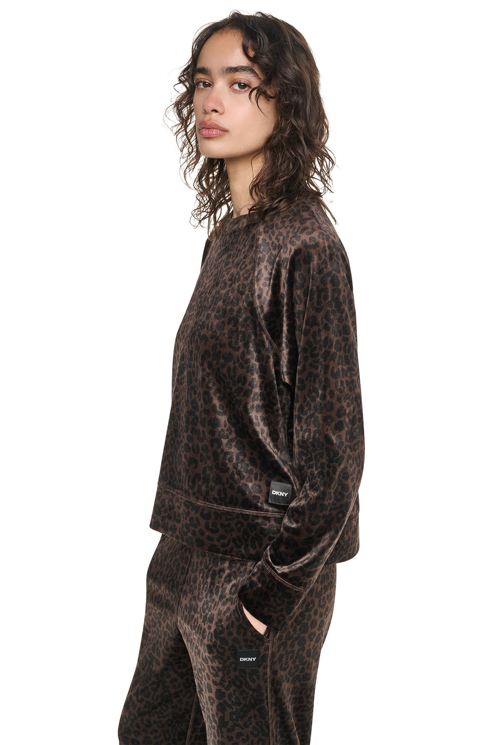 VELOUR ANIMAL PRINT PULLOVER