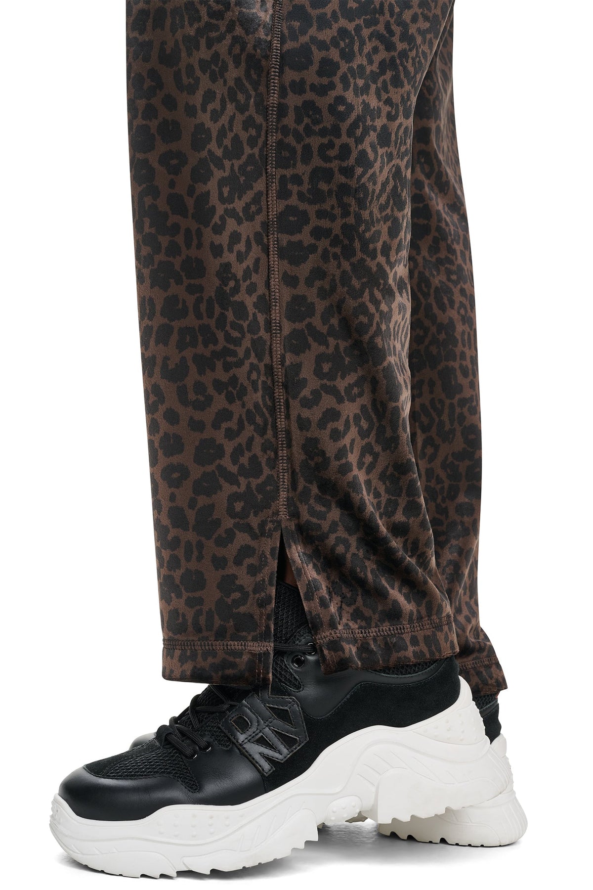 VELOUR ANIMAL PRINT MID-RISE PANT