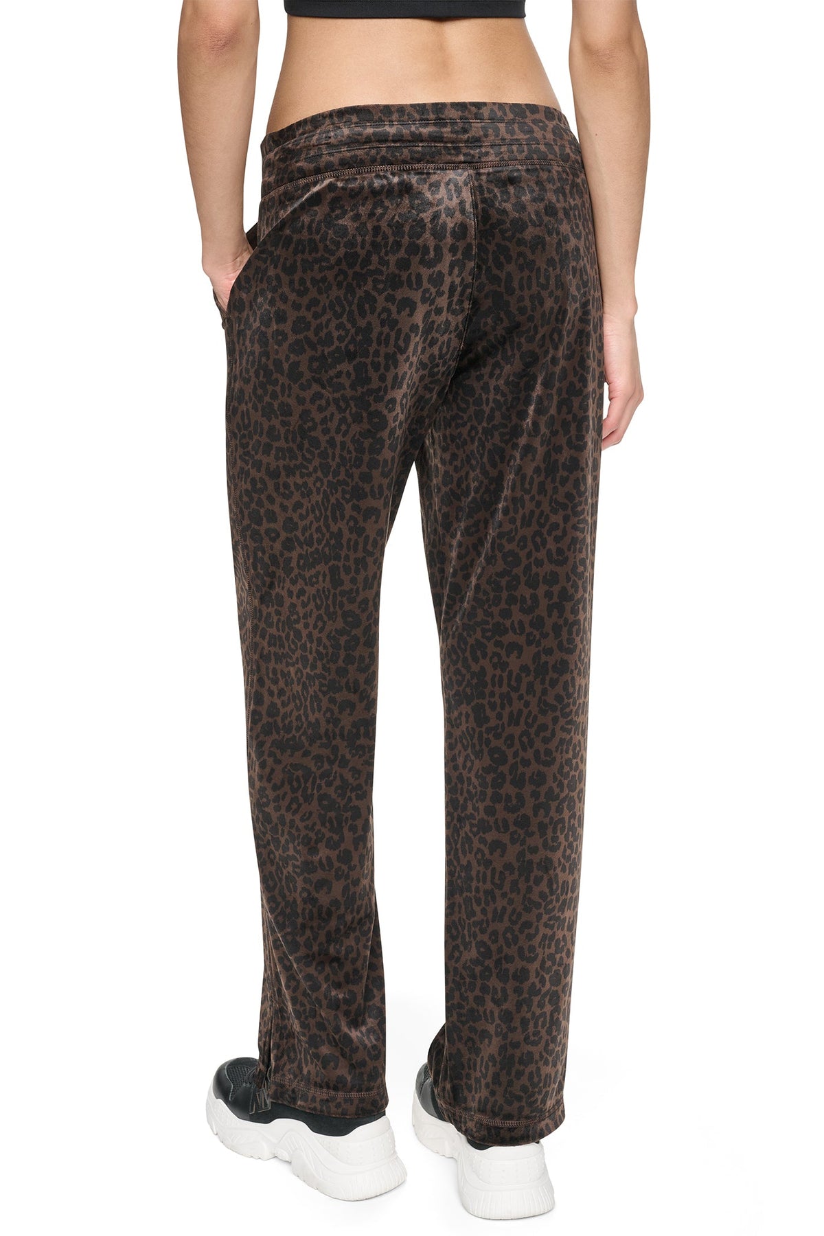VELOUR ANIMAL PRINT MID-RISE PANT