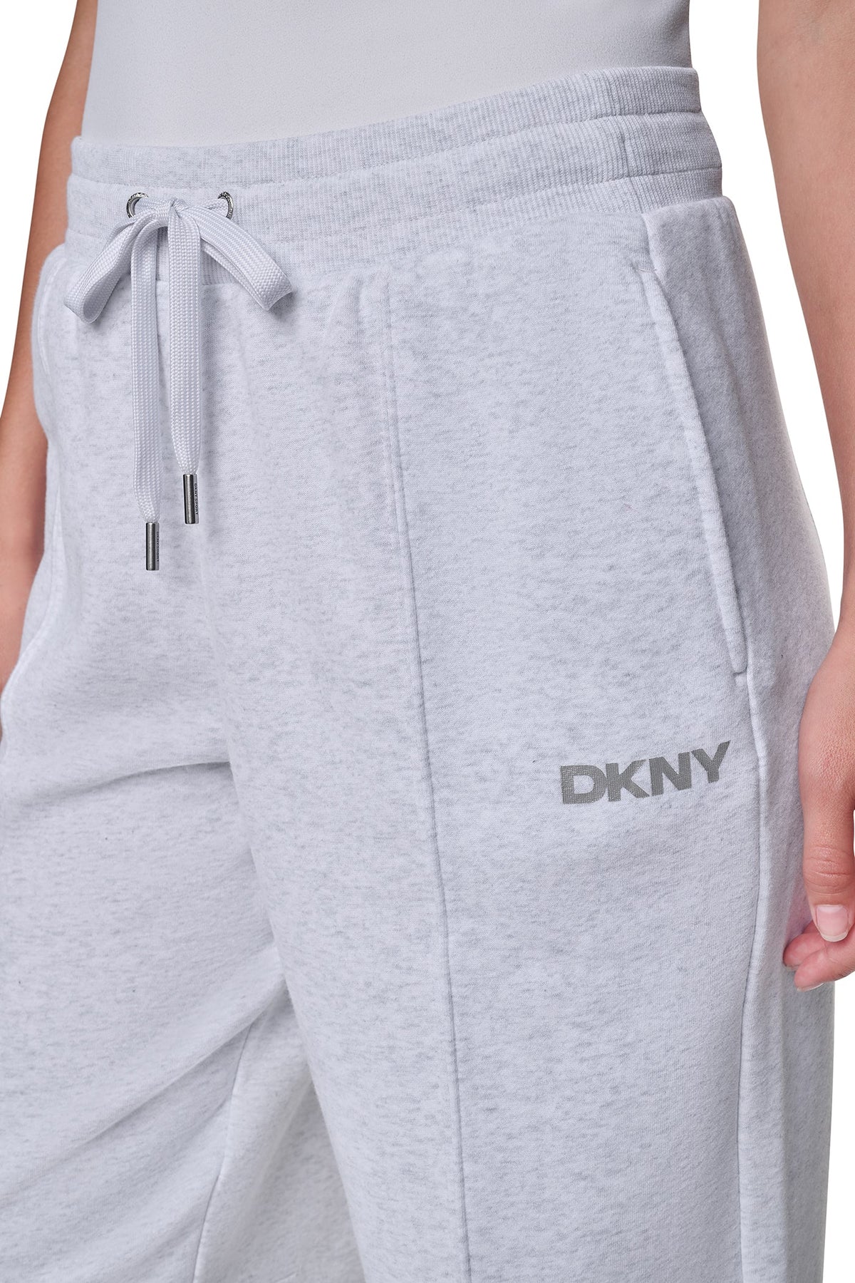 FOIL LOGO HIGH-RISE BARREL LEG JOGGER