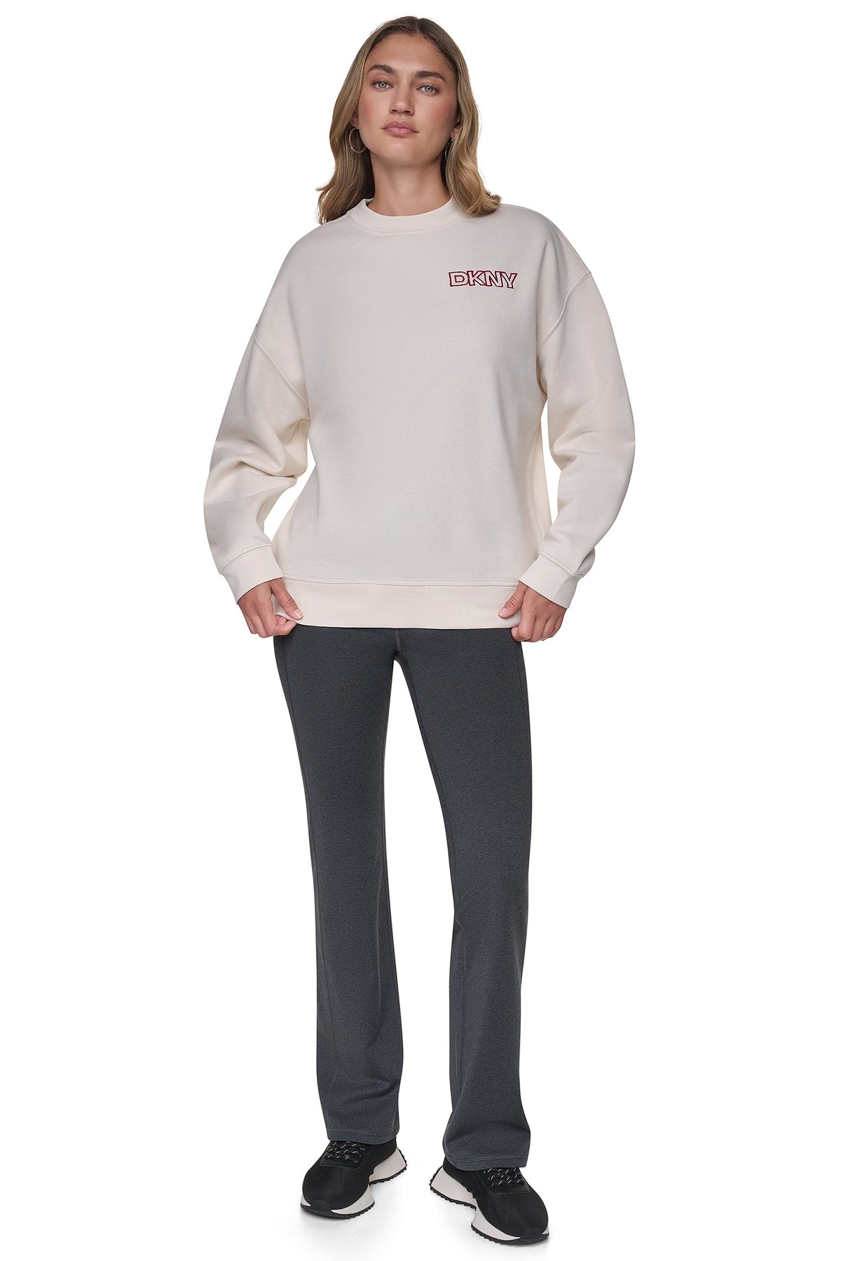 OVERSIZED EMBROIDERED SWEATSHIRT